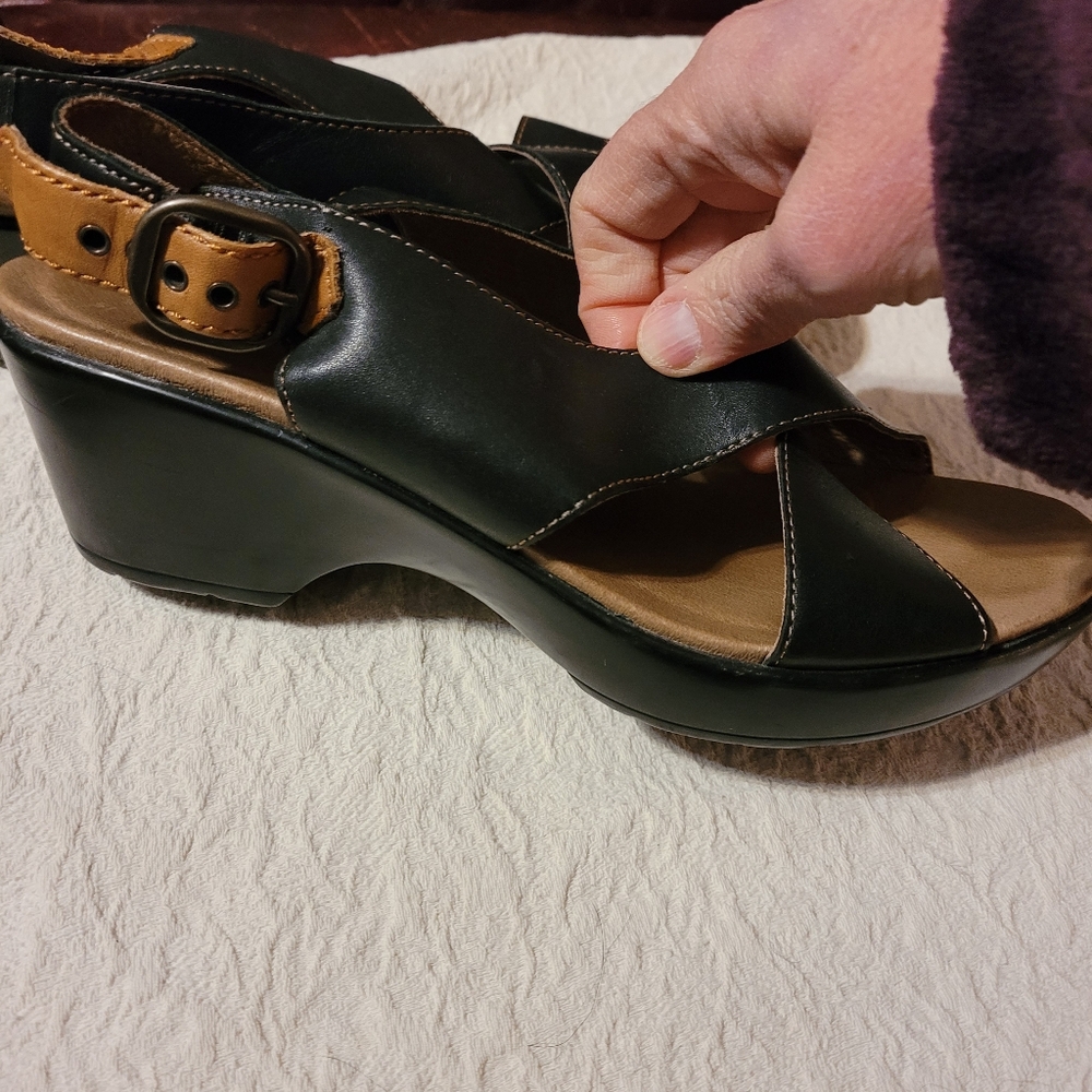 Dansko Black and Brown Women's Sandals size 40 - Picture 5 of 5